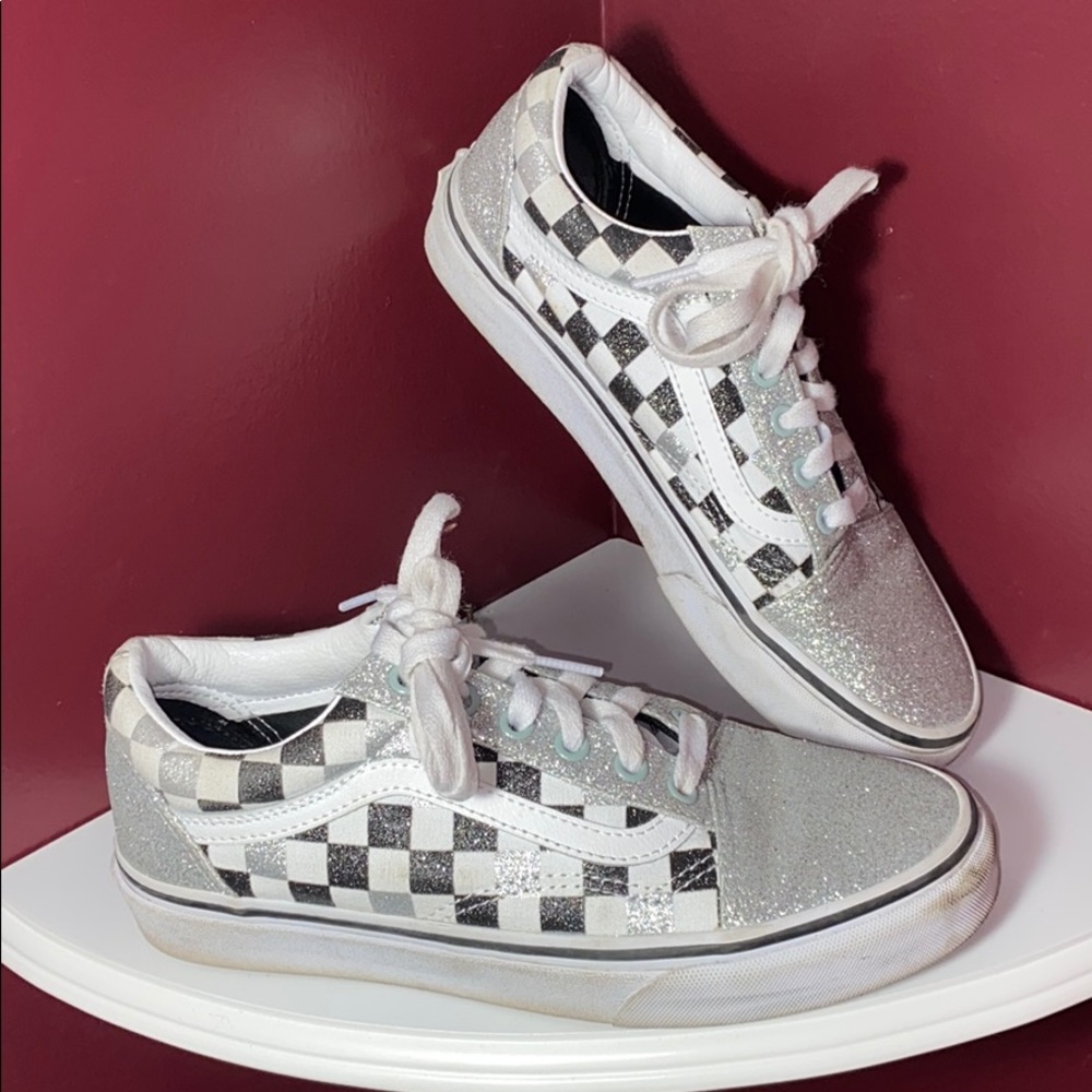 Glitter checkered board vans